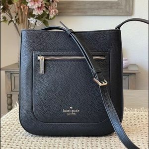 Kate spade top zip crossbody Leila black leather